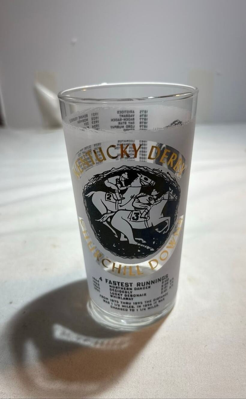 1966 Kentucky Derby Churchill Downs Commemorative Glass